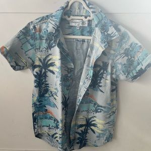 Boys Sovereign Code button down short sleeved shirt. Size 5